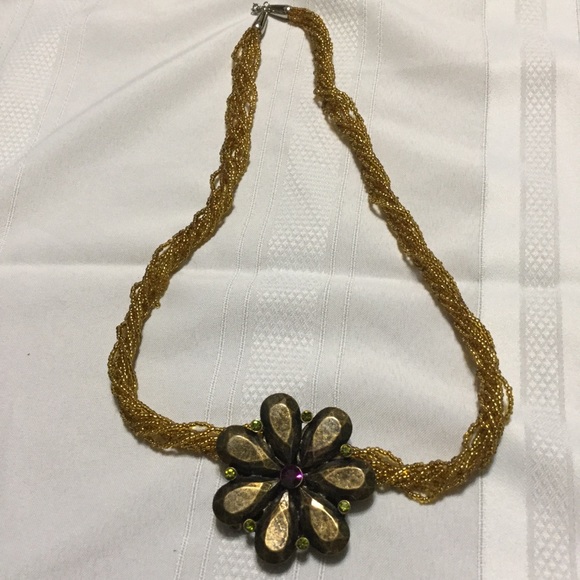 Gold seed bead necklace - Picture 2 of 6
